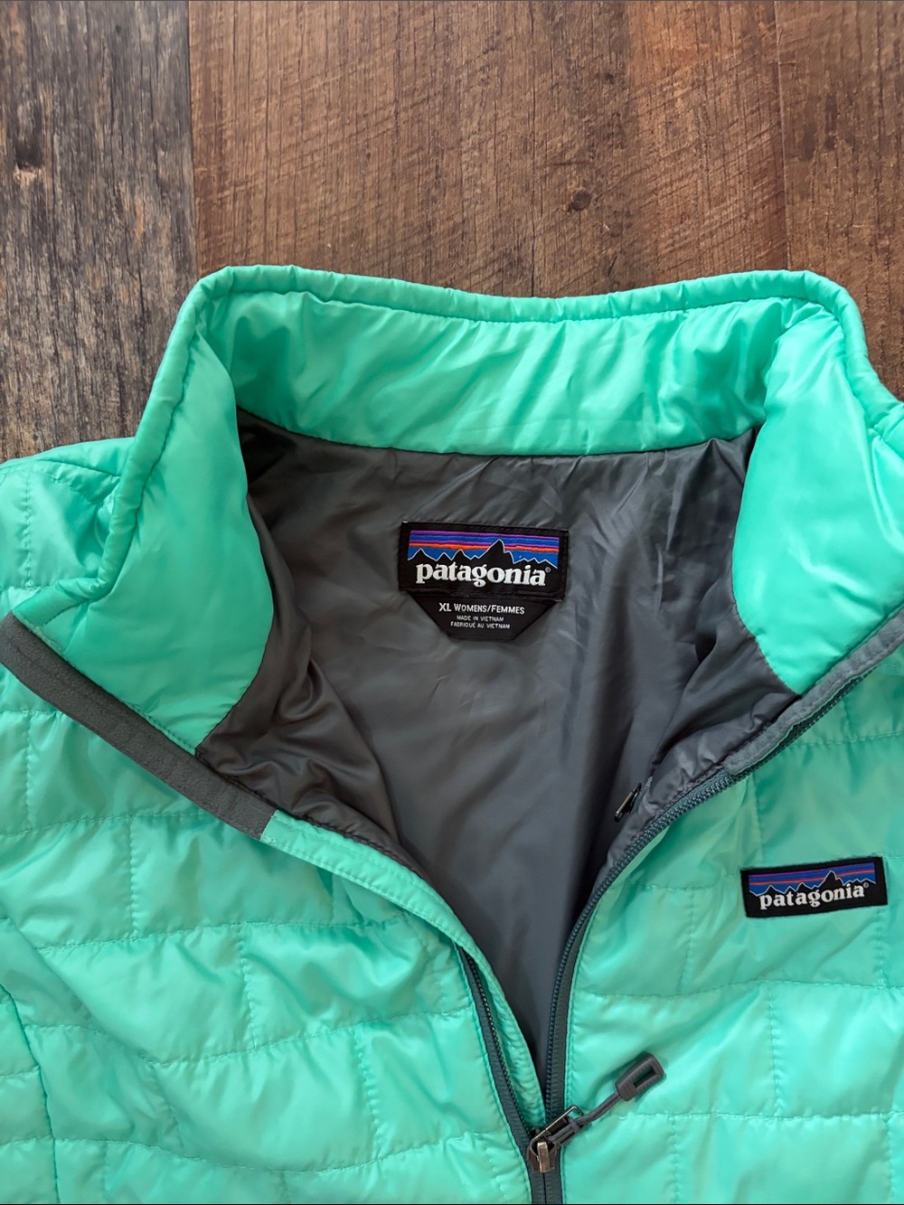 Patagonia Women’s Nanopuff Quilted Puffer Jacket in Mint - Picture 5 of 11